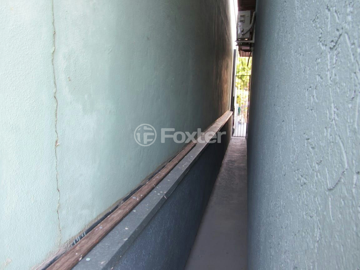 Casa à venda com 2 quartos, 64m² - Foto 12