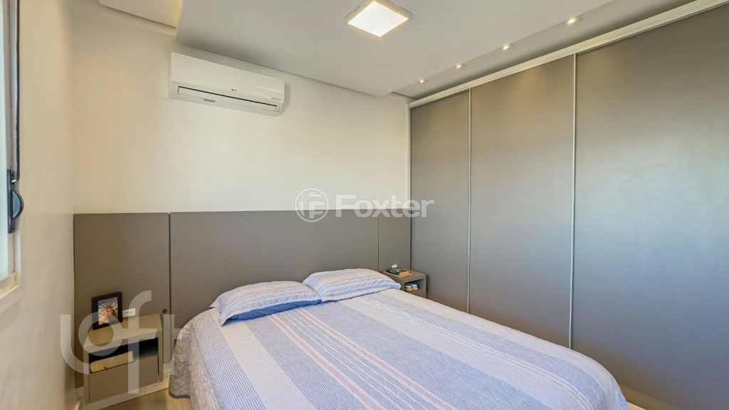 Apartamento à venda com 2 quartos, 70m² - Foto 11