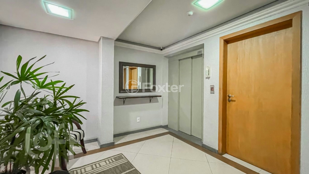 Apartamento à venda com 2 quartos, 70m² - Foto 20