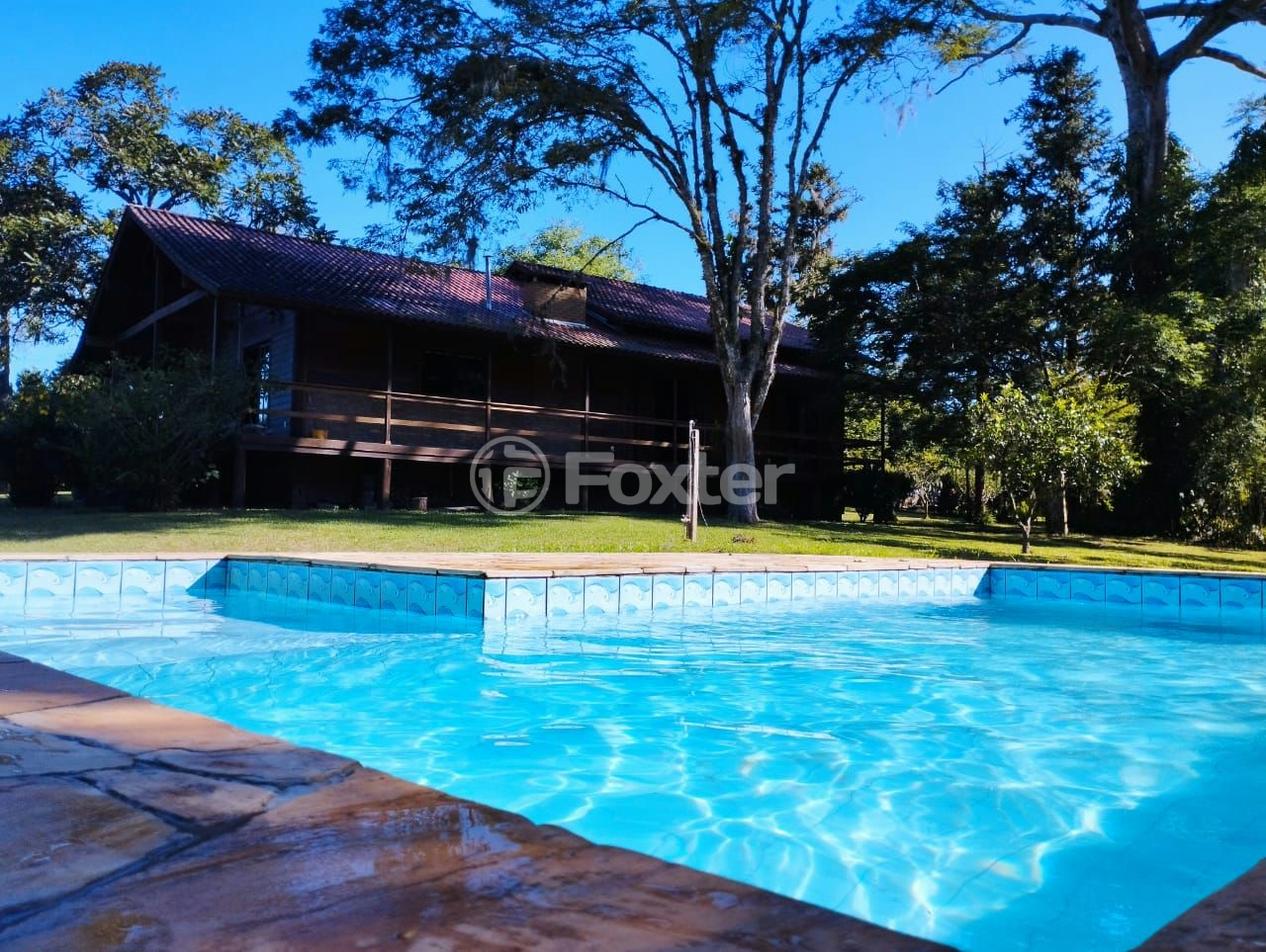 Sítio à venda com 4 quartos, 200m² - Foto 1