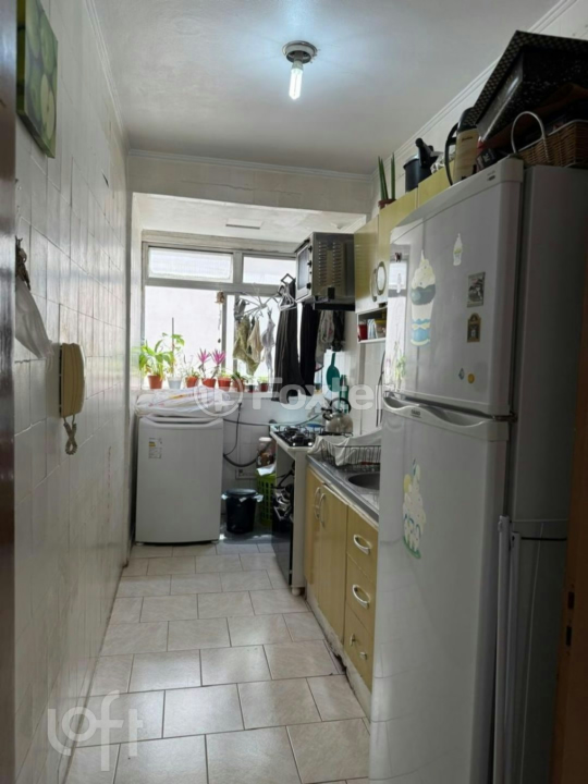Apartamento à venda com 1 quarto, 38m² - Foto 7
