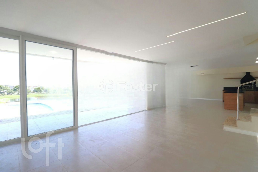 Casa de Condomínio à venda com 3 quartos, 335m² - Foto 3