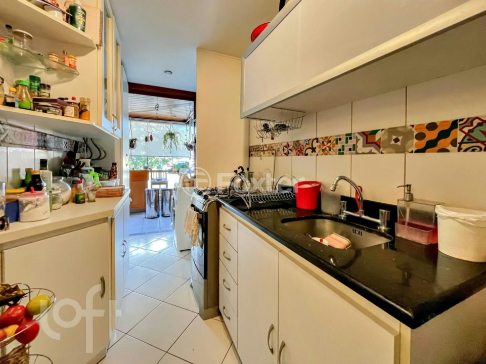 Apartamento à venda com 2 quartos, 78m² - Foto 5