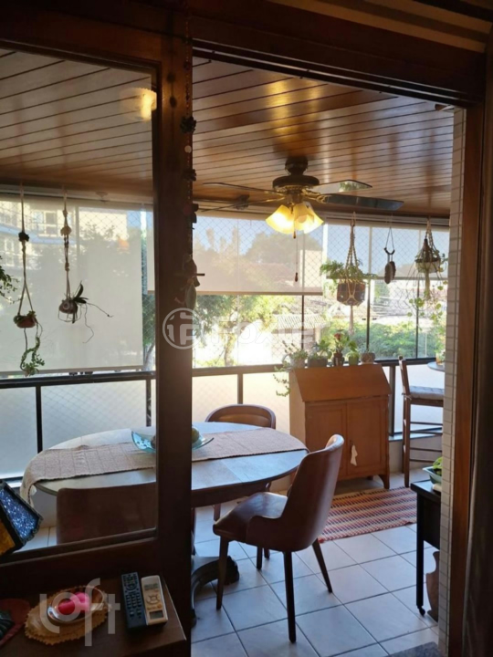 Apartamento à venda com 2 quartos, 78m² - Foto 6