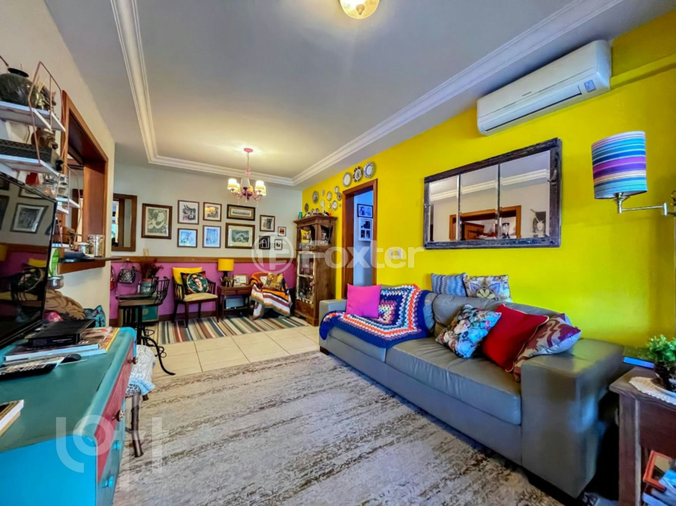 Apartamento à venda com 2 quartos, 78m² - Foto 2