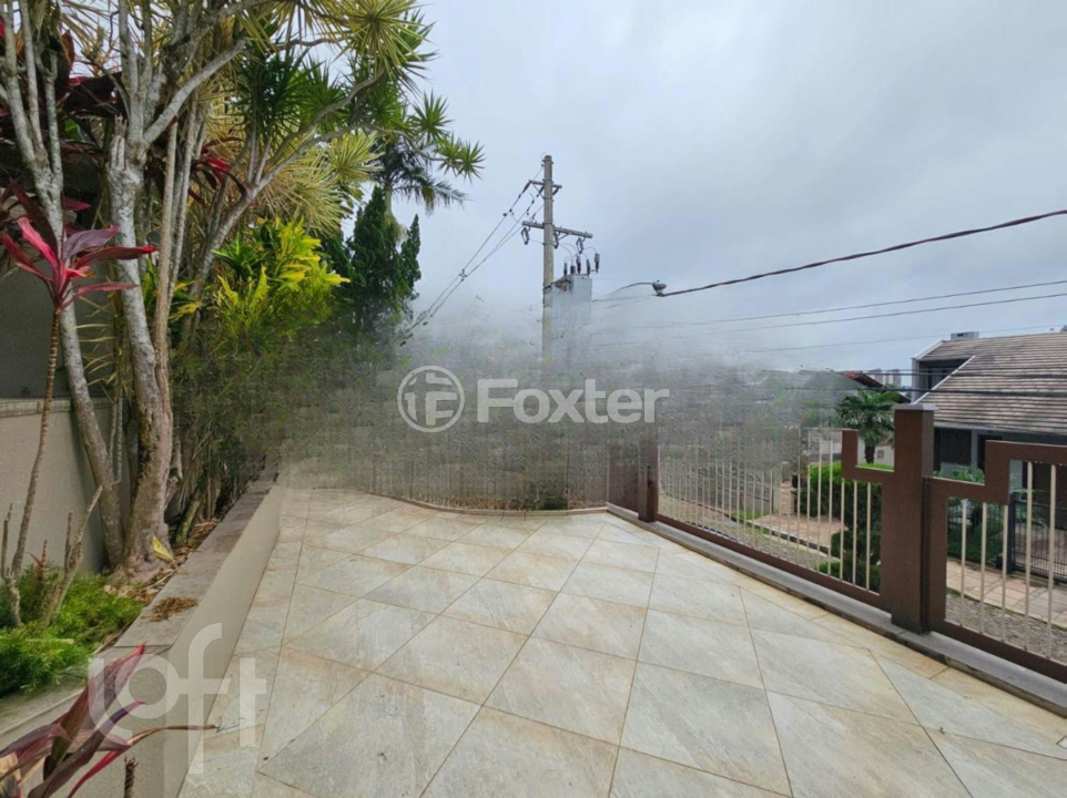 Casa à venda com 3 quartos, 280m² - Foto 8