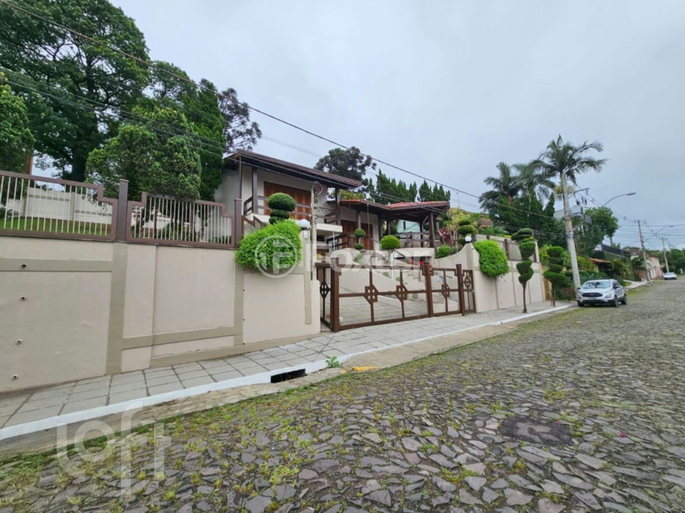 Casa à venda com 3 quartos, 280m² - Foto 6
