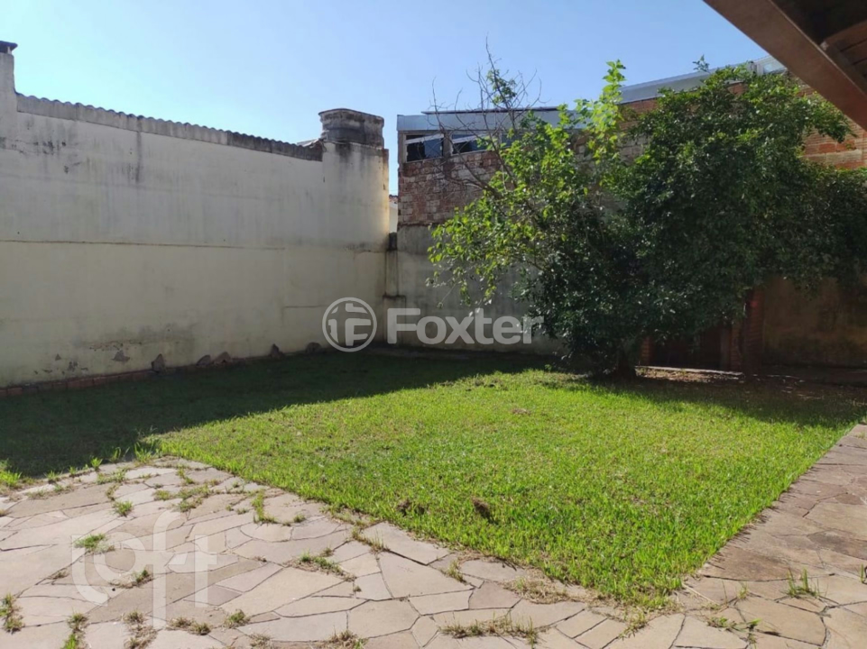 Casa à venda com 3 quartos, 244m² - Foto 16