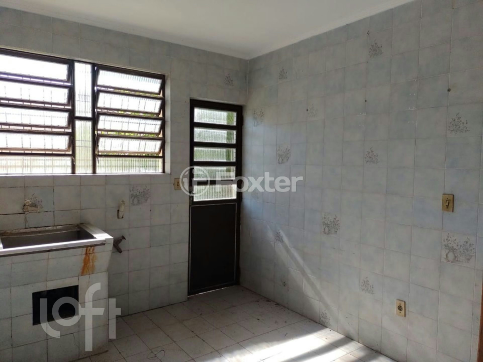 Casa à venda com 3 quartos, 244m² - Foto 14