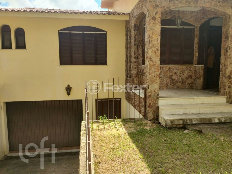 Casa à venda com 3 quartos, 244m² - Foto 3