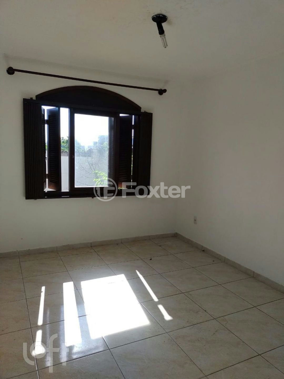 Casa à venda com 3 quartos, 244m² - Foto 23