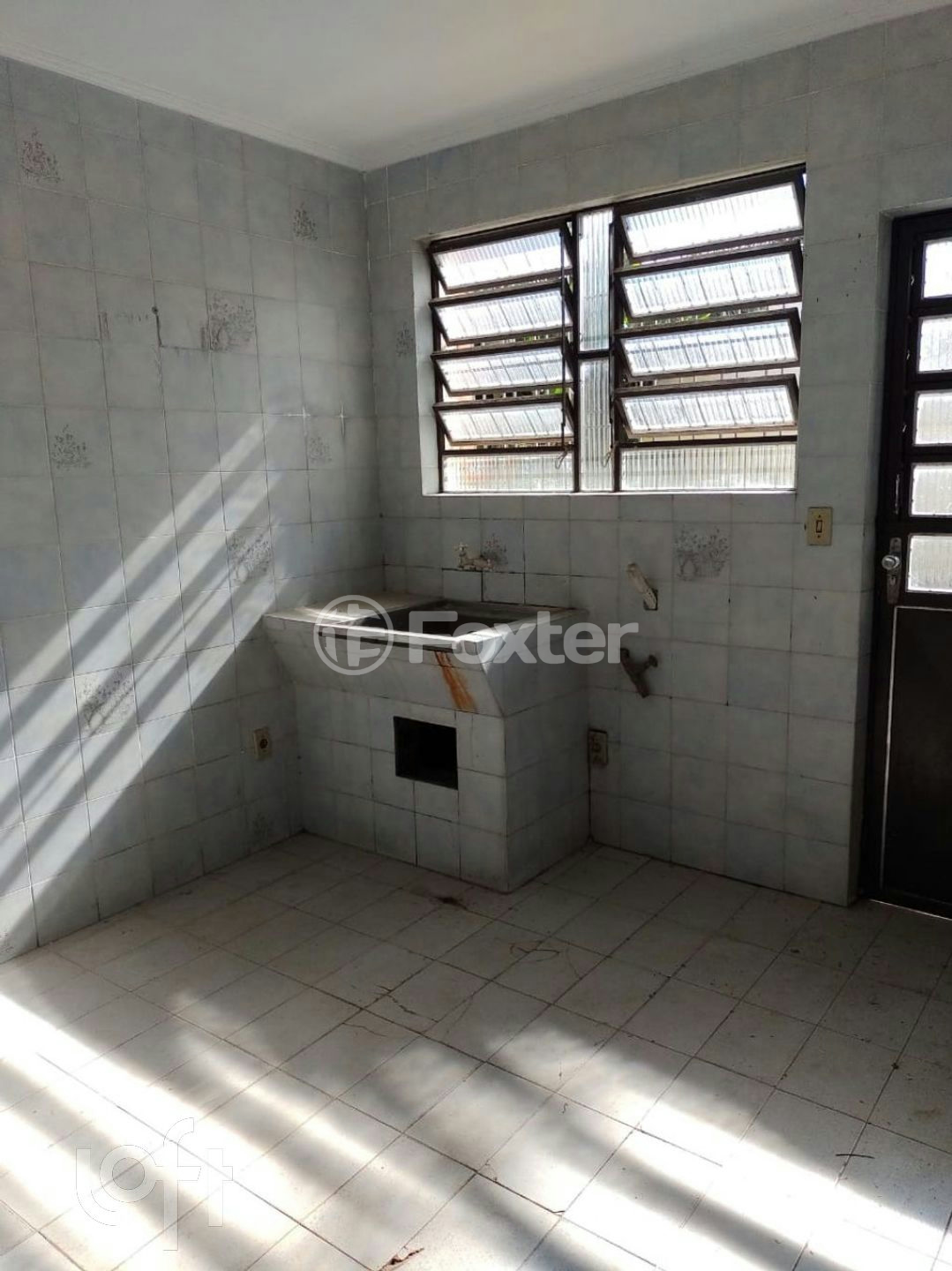 Casa à venda com 3 quartos, 244m² - Foto 11