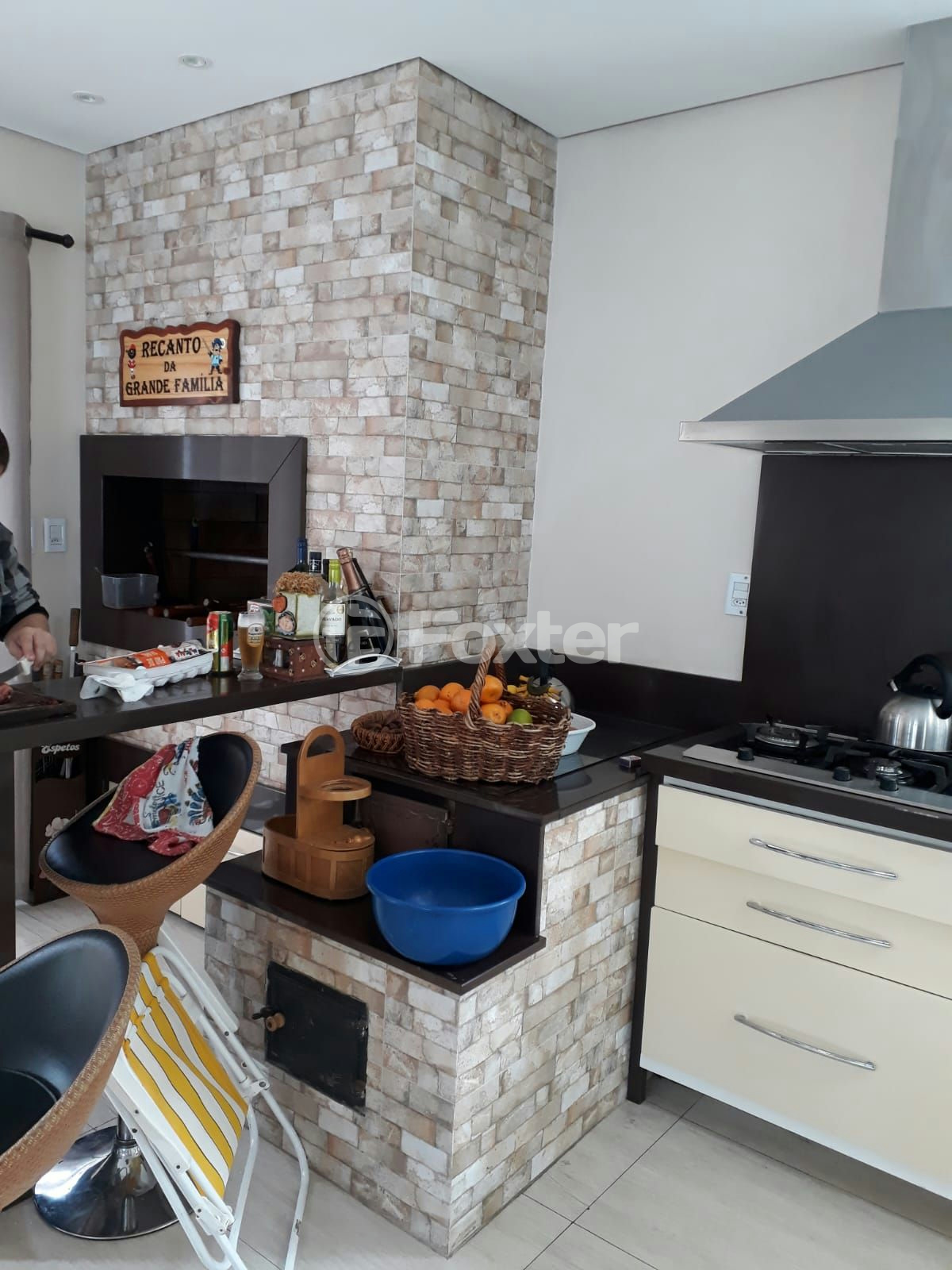 Casa de Condomínio à venda com 4 quartos, 273m² - Foto 4