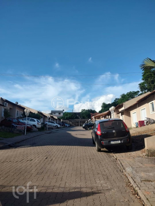 Casa à venda com 2 quartos, 55m² - Foto 8