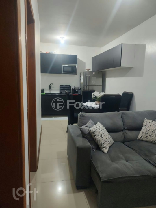 Casa à venda com 2 quartos, 55m² - Foto 3