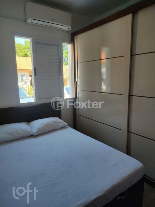 Casa à venda com 2 quartos, 55m² - Foto 2