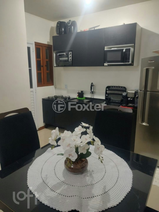 Casa à venda com 2 quartos, 55m² - Foto 15