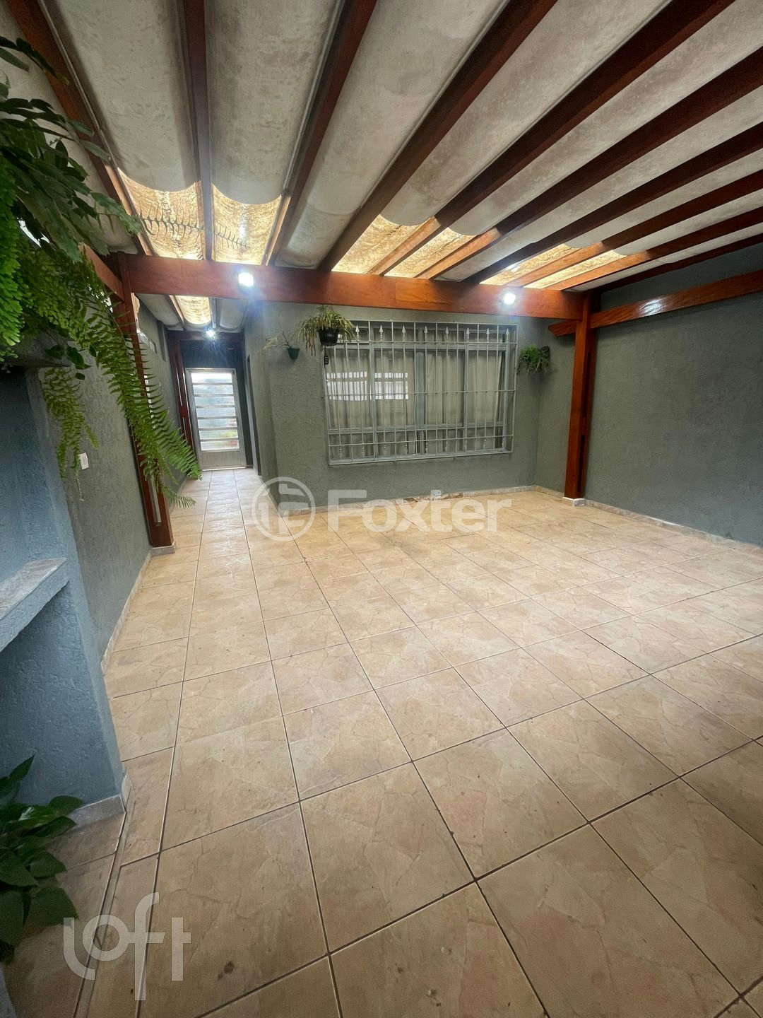 Casa à venda com 3 quartos, 186m² - Foto 1
