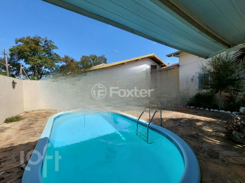 Casa à venda com 3 quartos, 211m² - Foto 3