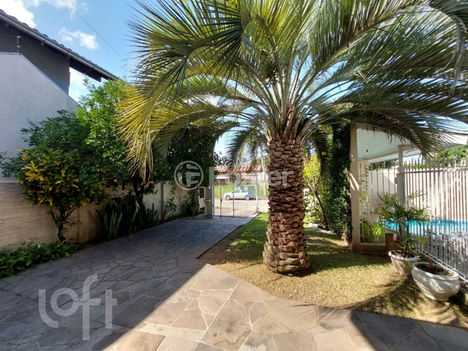 Casa à venda com 3 quartos, 211m² - Foto 8