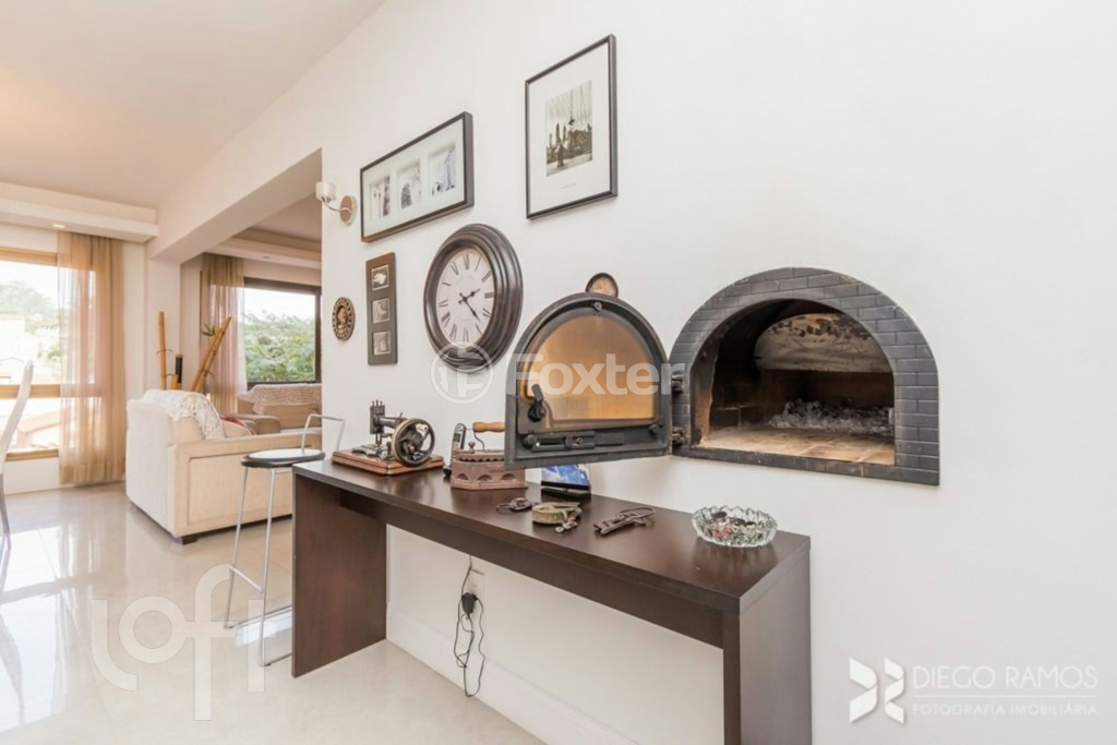 Apartamento à venda com 4 quartos, 158m² - Foto 2