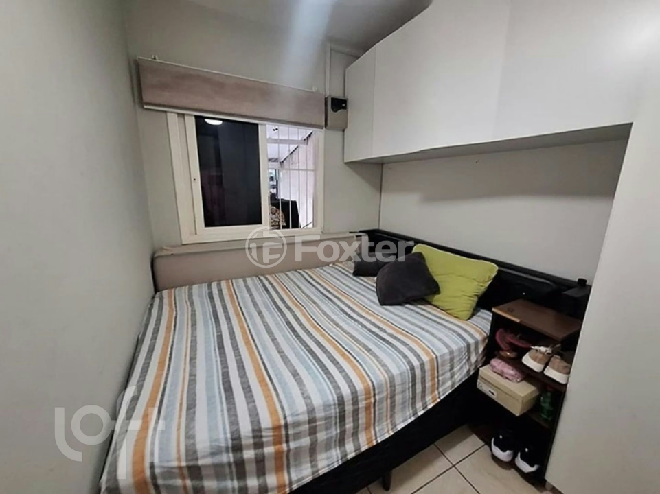 Casa à venda com 2 quartos, 66m² - Foto 11
