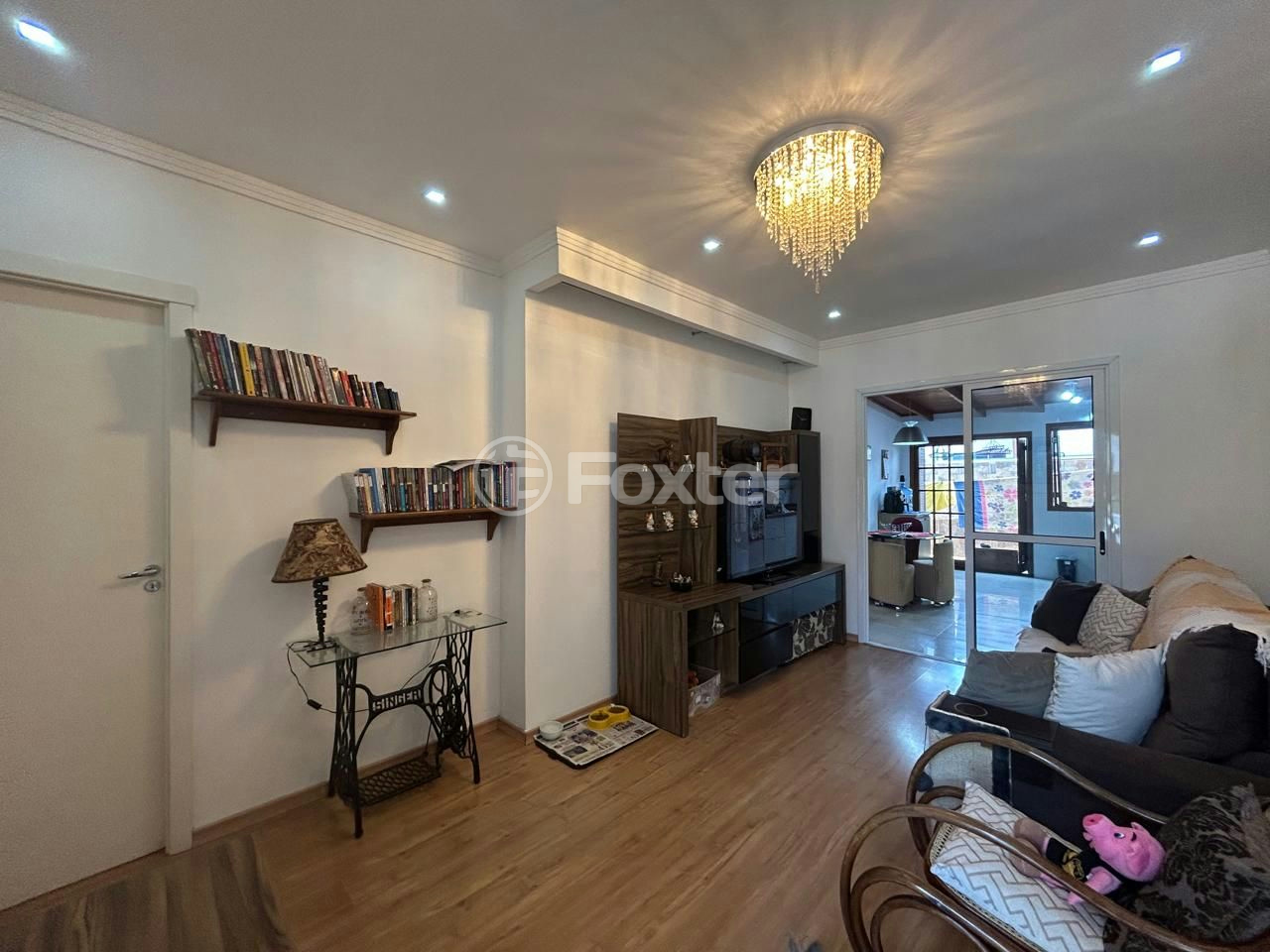 Casa de Condomínio à venda com 3 quartos, 143m² - Foto 2