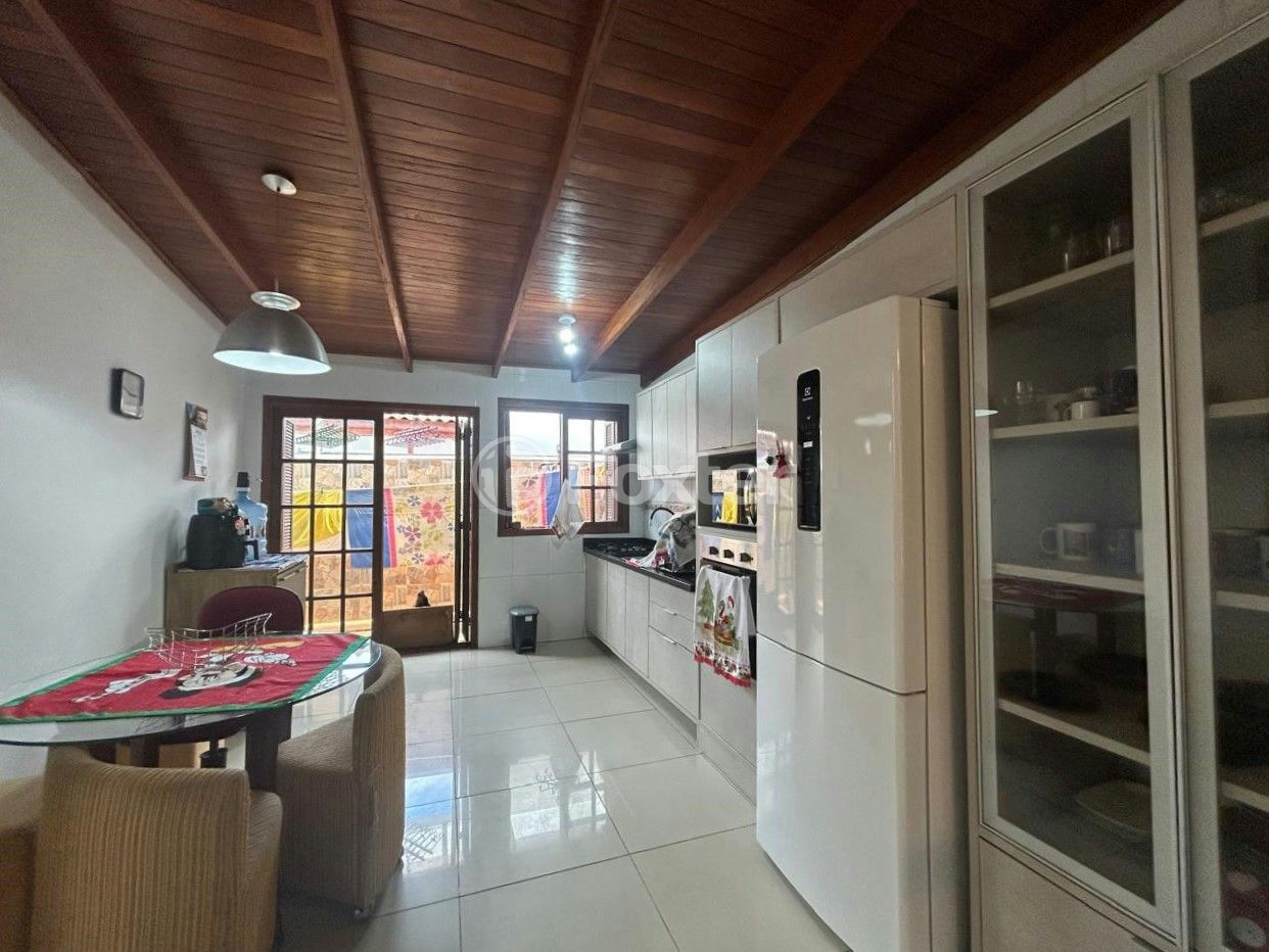Casa de Condomínio à venda com 3 quartos, 143m² - Foto 7