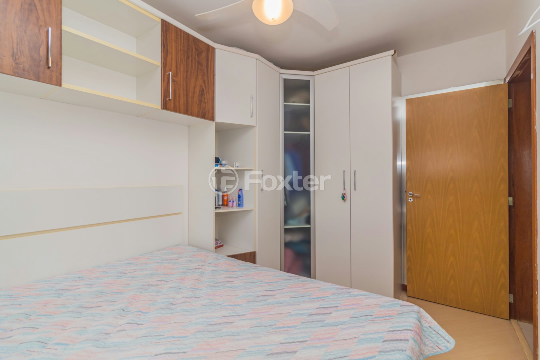 Apartamento à venda com 2 quartos, 61m² - Foto 16
