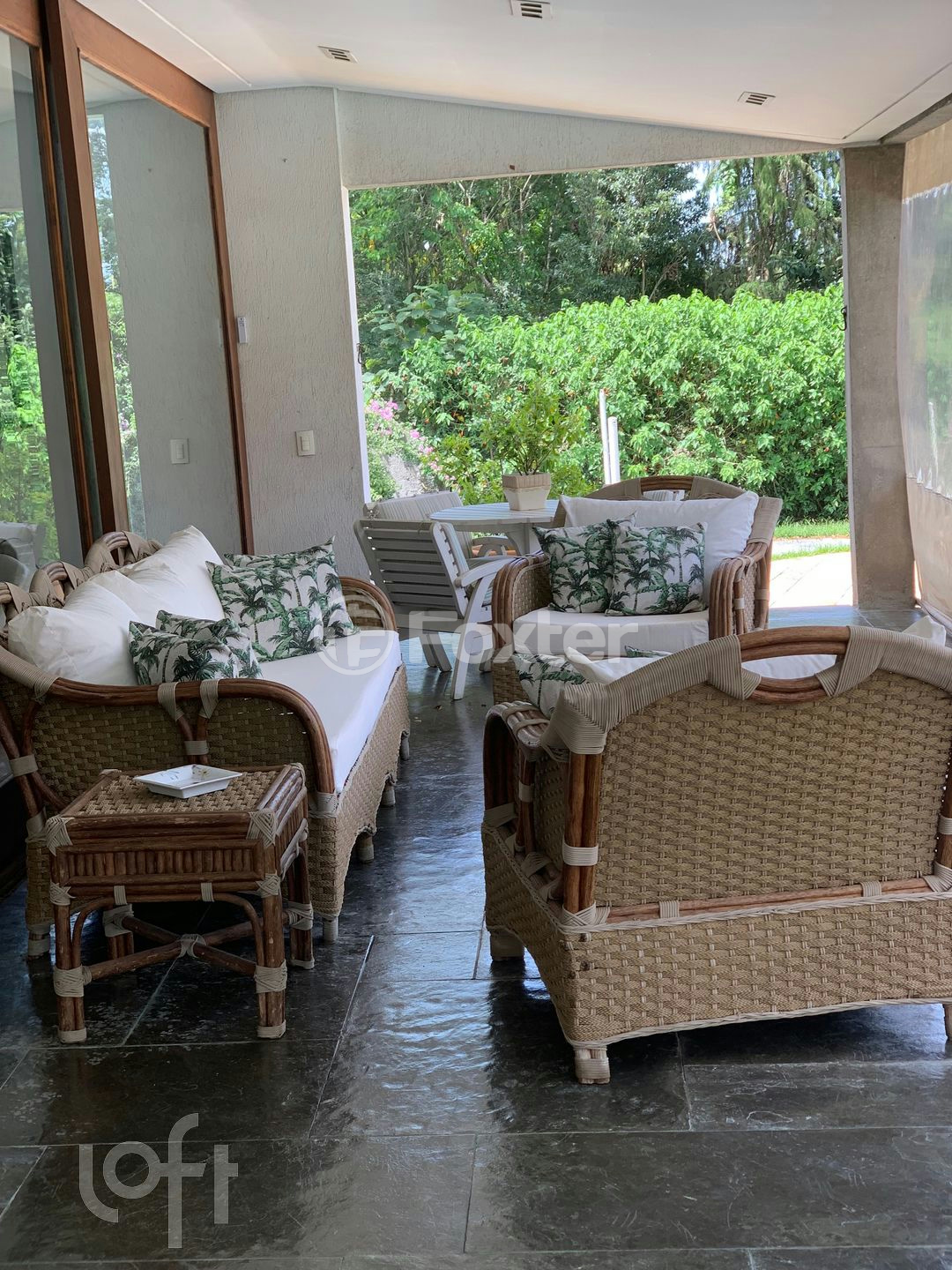 Casa de Condomínio à venda com 4 quartos, 549m² - Foto 4