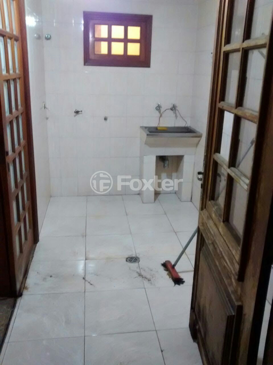 Casa à venda com 4 quartos, 194m² - Foto 4