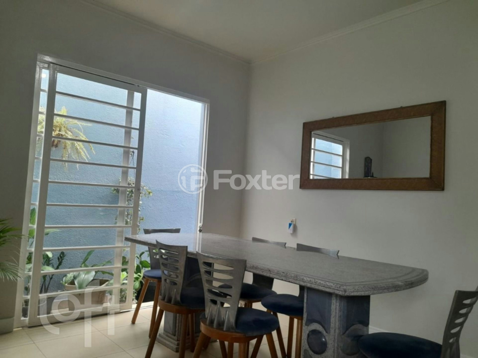 Casa à venda com 3 quartos, 105m² - Foto 4