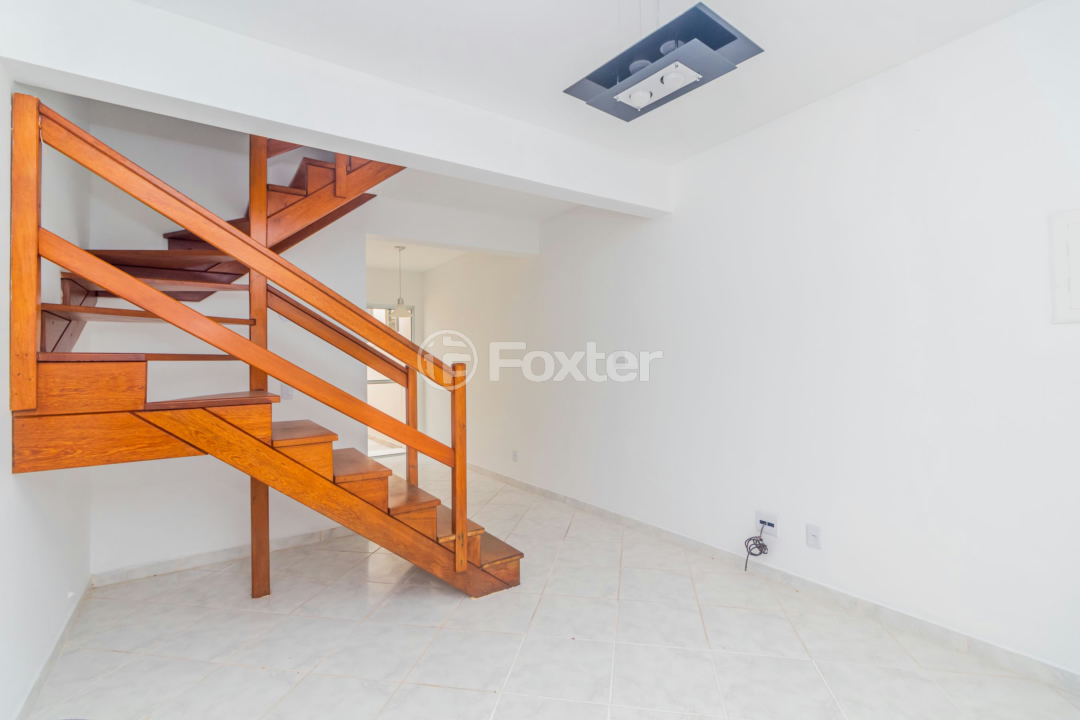 Casa de Condomínio à venda com 2 quartos, 70m² - Foto 4