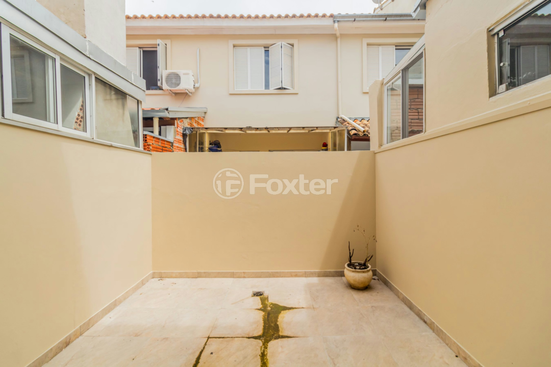 Casa de Condomínio à venda com 2 quartos, 70m² - Foto 17