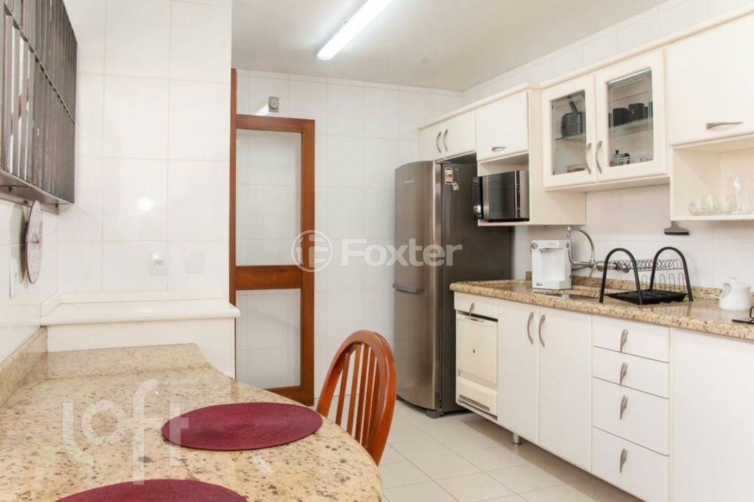Casa à venda com 3 quartos, 382m² - Foto 27