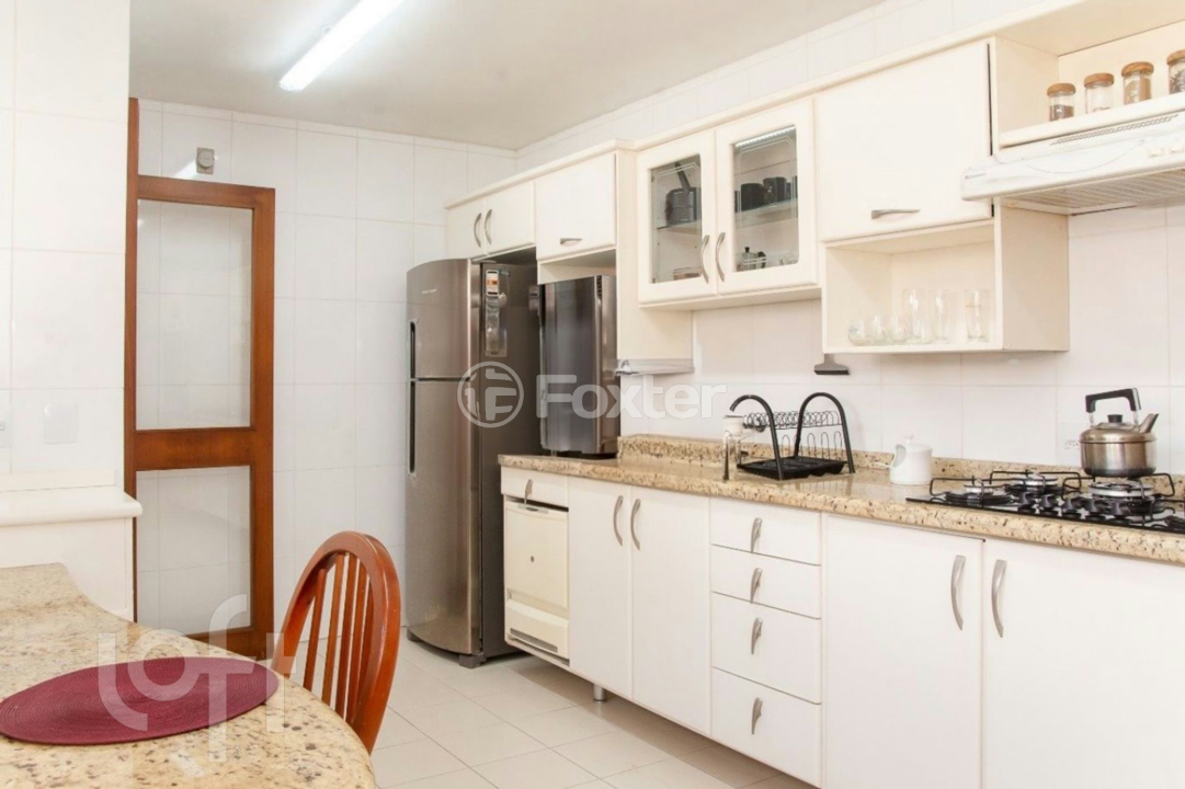 Casa à venda com 3 quartos, 382m² - Foto 26