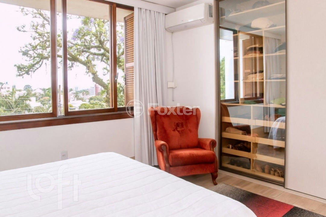 Casa à venda com 3 quartos, 382m² - Foto 13