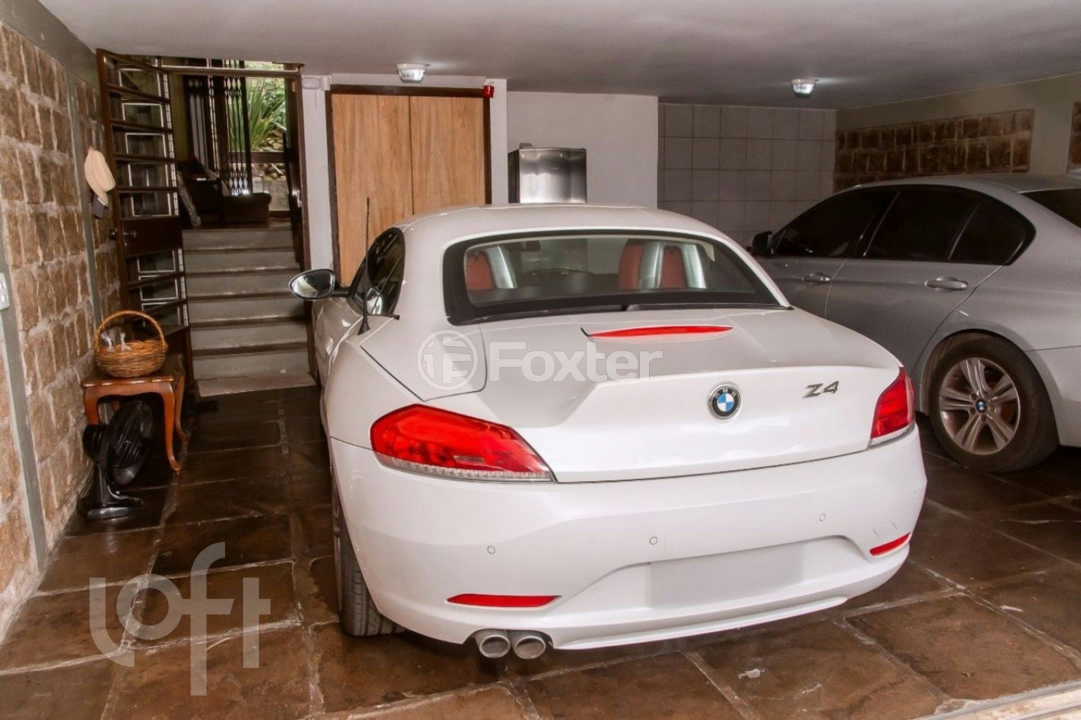 Casa à venda com 3 quartos, 382m² - Foto 3