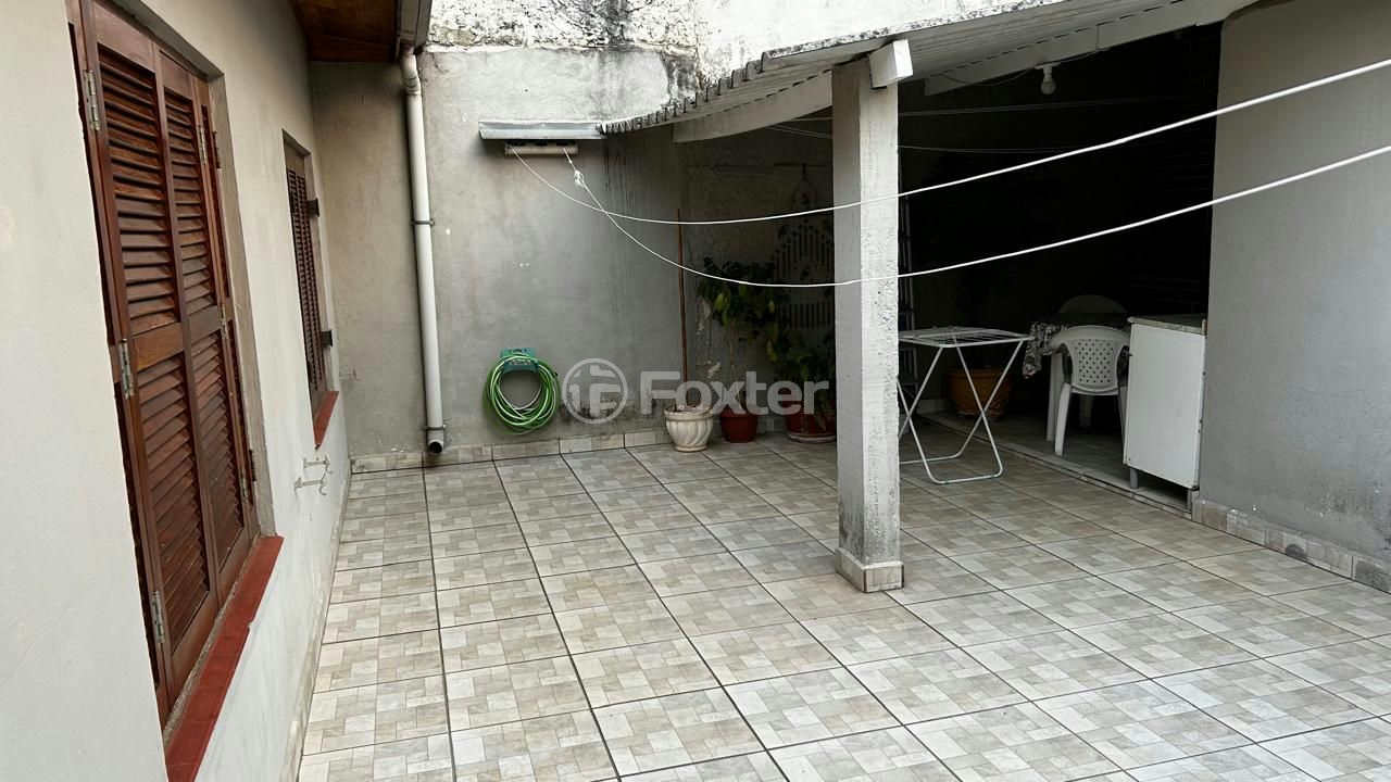 Casa à venda com 3 quartos, 190m² - Foto 30