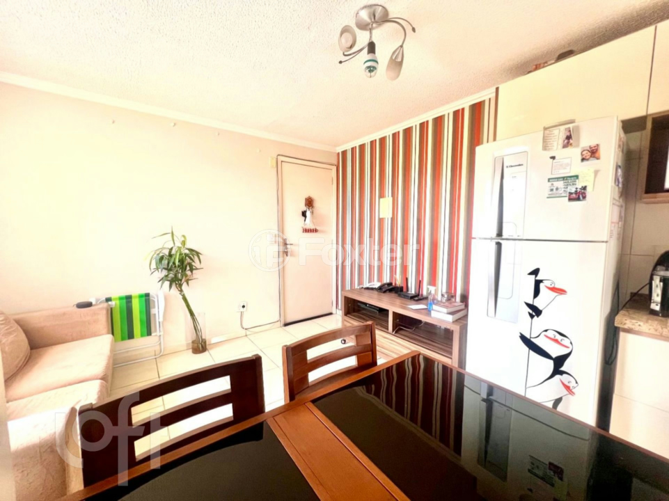 Apartamento à venda com 2 quartos, 42m² - Foto 1