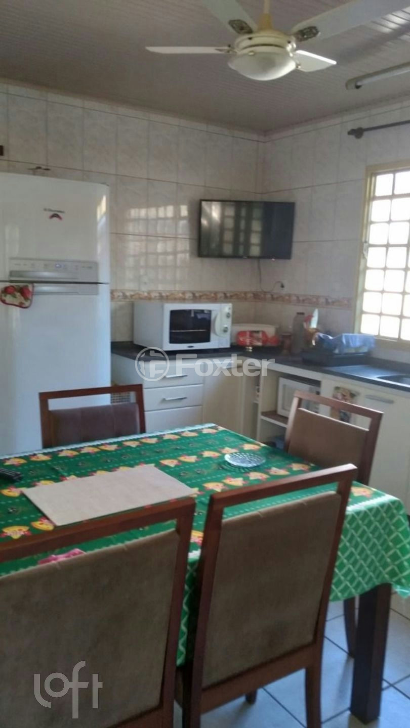 Casa à venda com 2 quartos, 125m² - Foto 3