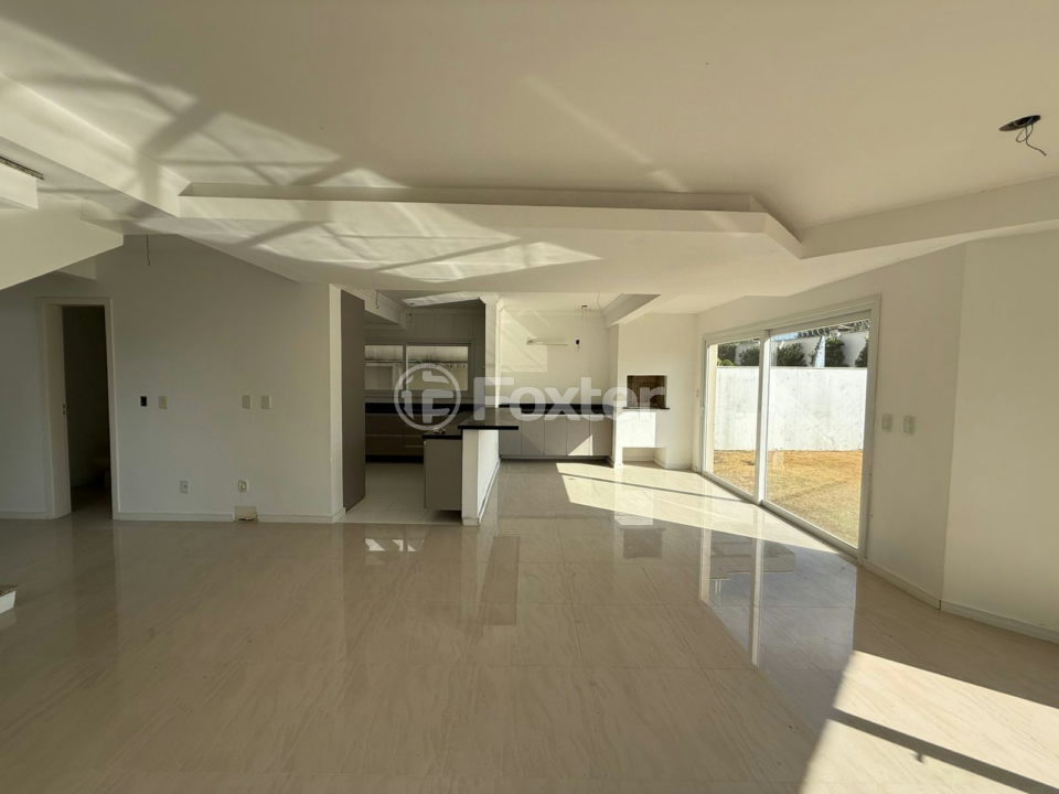 Casa de Condomínio à venda com 3 quartos, 367m² - Foto 4