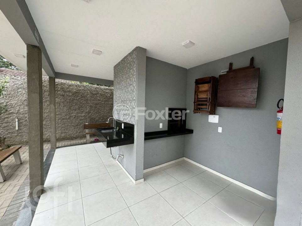 Apartamento à venda com 2 quartos, 60m² - Foto 1