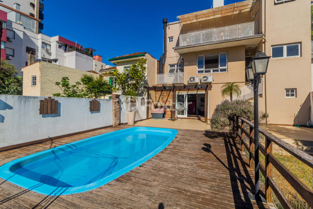 Casa à venda com 3 quartos, 402m² - Foto 3
