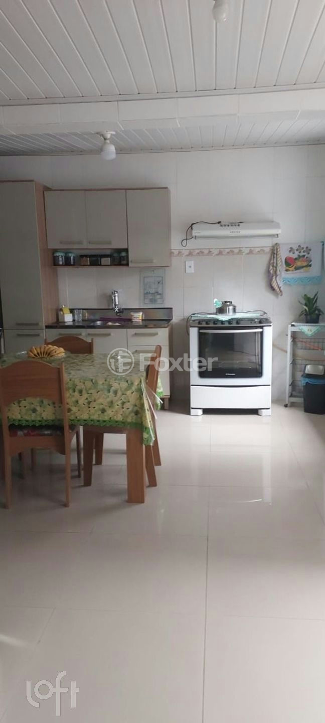 Casa à venda com 3 quartos, 50m² - Foto 9