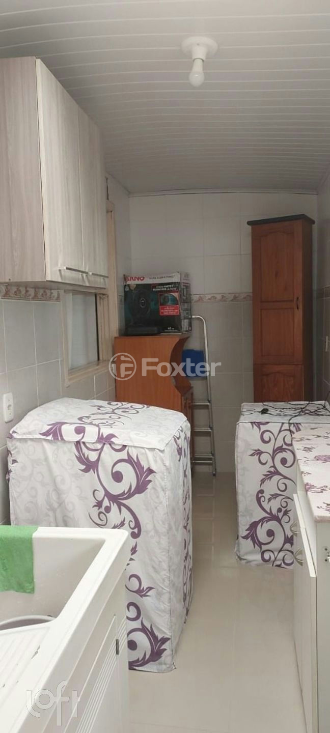 Casa à venda com 3 quartos, 50m² - Foto 13