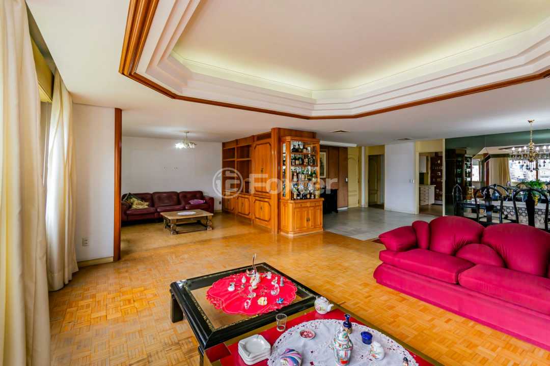 Apartamento à venda com 3 quartos, 226m² - Foto 11