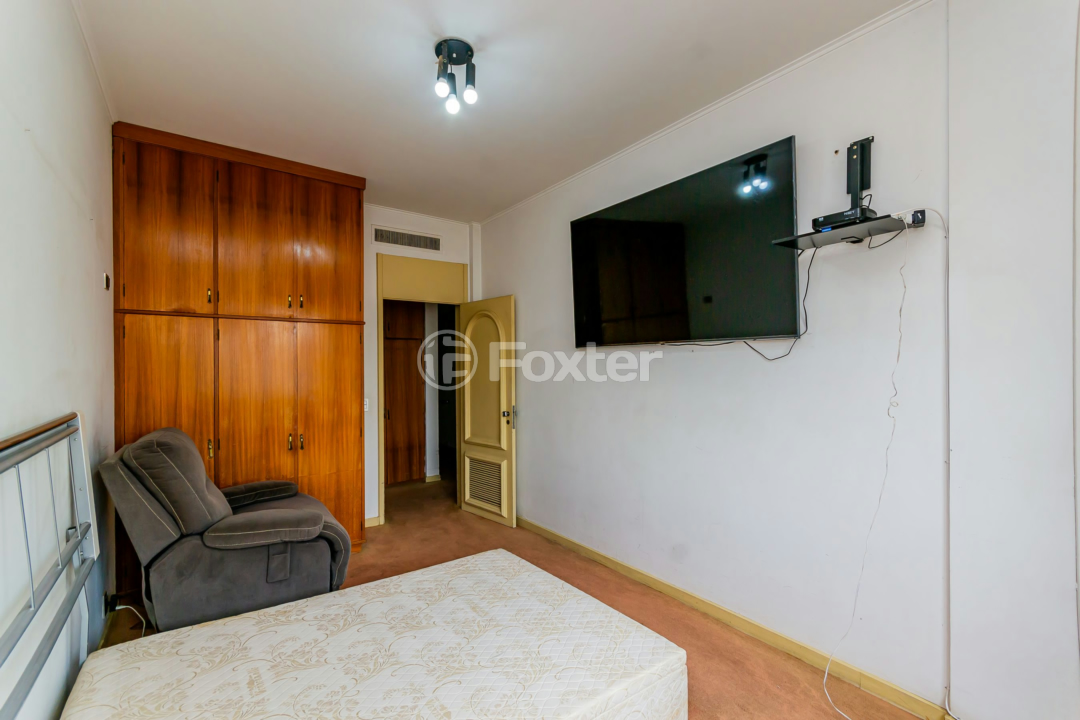 Apartamento à venda com 3 quartos, 226m² - Foto 28