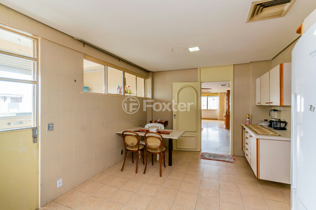 Apartamento à venda com 3 quartos, 226m² - Foto 44