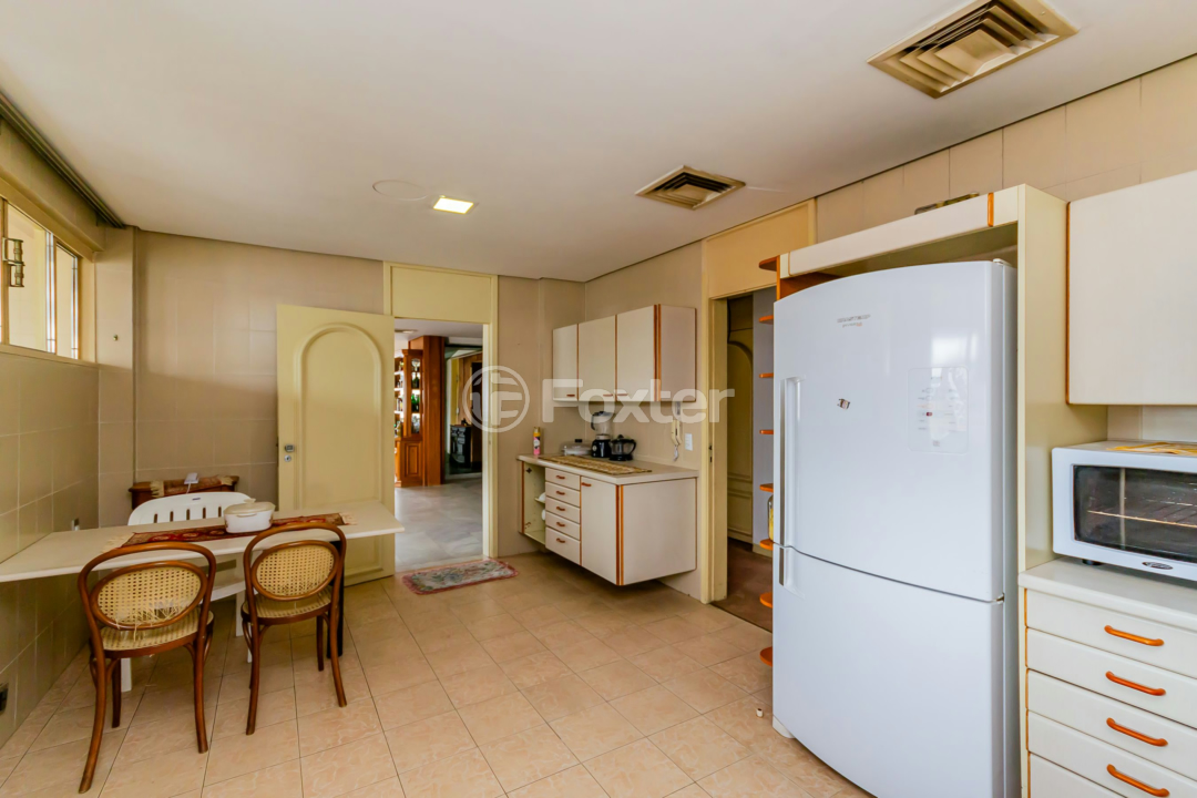 Apartamento à venda com 3 quartos, 226m² - Foto 45